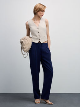 Брюки с защипами из вискозы / Zarina