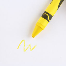 Подарочный набор, блокнот-раскраска, трафарет и восковые мелки 8 марта