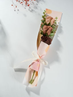 Букет из мыльных лепестков для ванны Три розы с эвкалиптом, подарочный, бежевый, 8.5?7.4?38.6 см - Simaland фото 2