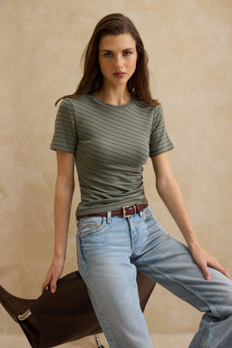 Mint Cizgili Fitted/Vucuda Oturan K?sa Kollu Buzgulu Premium Yumusak Orme Bluz TWOSS26BZ00109