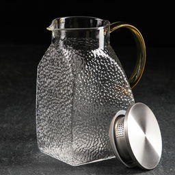 Кувшин для воды Magistro «Сара», 1.4 л, 15.5×9×20 см, с металлической крышкой, стекло, прозрачный