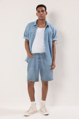 TRENDYOL MAN Mavi Baggy Denim Kot Sort TMNSS25SR00031