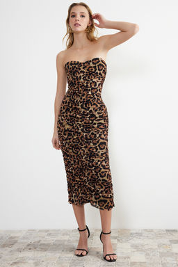 TRENDYOLMILLA Cok Renkli Vucuda Oturan Leopar Desenli Drapeli Orme Tul S?k Abiye Elbise TPRSS24EL00058