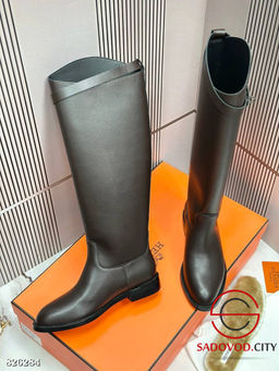 Сапоги женские весенние