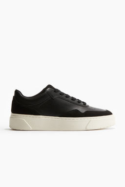 Zapatillas deportivas con suela gruesa