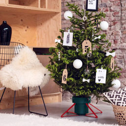 Подставка-крестовина L для новогодней елки Финская макс. высота дерева 2,5м, размер ствола 4,5-14,5см, чаша для воды 2,8л, размер 57х41,5х18,5см, вес 1,4 кг, металл опоры + основание пластик, цвет зеленый/красный, в коробке (Китай) - Домашняя мода фото 2