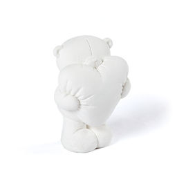 Заготовка для декорирования Love2art ТА-06 Фигурка гипс 3 х 6 х 10 см 1 шт 01 Мишка с сердцем