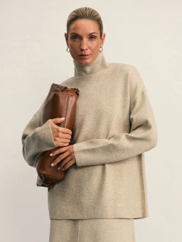 Джемпер с воротником стойкой / Zarina