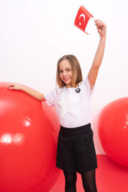 Белая футболка Relax Fit с короткими рукавами для девочек