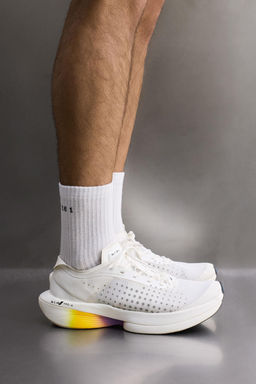 LONG-DISTANCE RUNNING TRAINERS - Zara фото 31