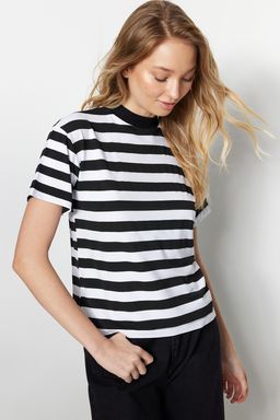 Beyaz-Siyah Beyaz Cizgili 2li Paket Basic Dik Yaka Orme T-Shirt TWOSS20TS1500