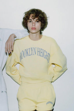 EMBROIDERED SLOGAN PLUSH SWEATSHIRT - Zara фото 8