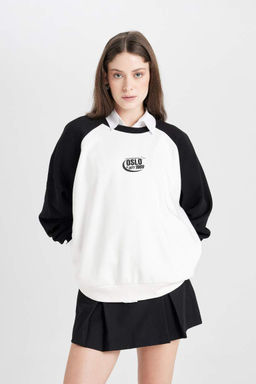 Толстовка свободного кроя с принтом и круглым вырезом Cool - Defacto фото 3