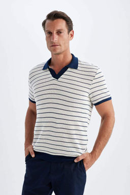 Полосатая трикотажная футболка-поло обычного кроя с короткими рукавами