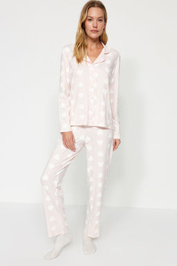 Trendyolmilla Premium Pudra %100 Pamuklu Kalpli Puf Desenli Gomlek-Pantolon Orme Pijama Tak?m? THMAW24PT00253 фото 6