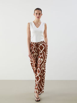 Beli Lastikli Desenli Geni? Pa?a Kad?n Pantolon