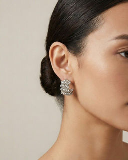 Стильные серьги