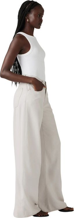 Джинсы женские