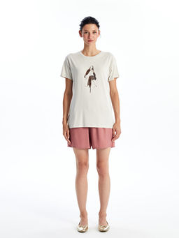 Bisiklet Yaka Bask?l? K?sa Kollu Kad?n Ti??rt