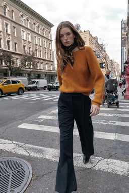 HIGH-WAIST WIDE-LEG TROUSERS