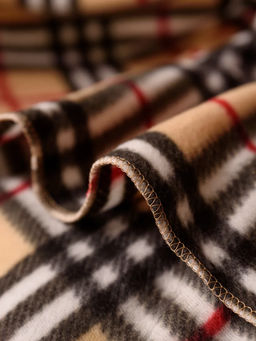 Флисовый плед 130x160 см с принтом PF130, двусторонний: Для дома, дивана, пикника, машины, путешествий - Bio-Line