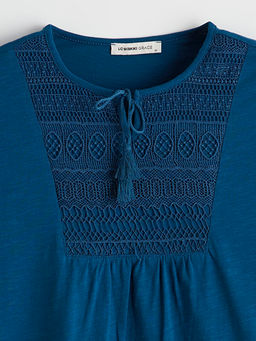 Ba?lamal? Yaka Nak??l? Bluz