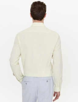 Рубашка узкого кроя с длинными рукавами из смесового льна фисташкового цвета