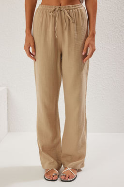 TRENDYOLMILLA Koyu K?rm?z? Muslin Beli Lastikli Yuksek Bel Wide Leg/Genis Paca Dokuma Pantolon TWOSS25PL00067 фото 3