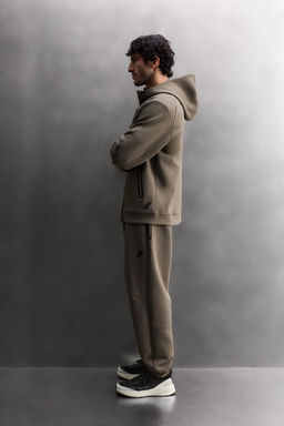 SUDADERA T?CNICA CREMALLERA CAPUCHA / Arena - Zara фото 4