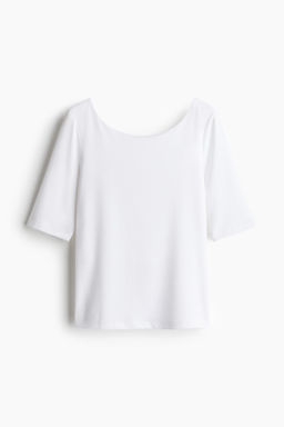Top con escote bailarina