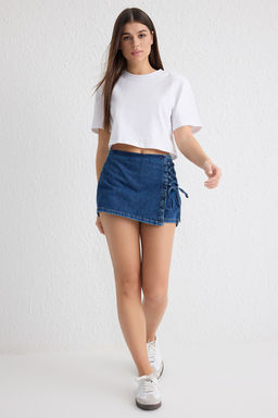 Mavi Baglama Detayl? Normal Bel Mini Denim Sort Etek TWOSS25SR00048
