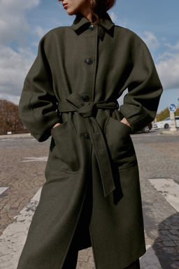 WOOL COAT WITH PUFF SLEEVES AND CONTRAST COLLAR - Zara фото 2