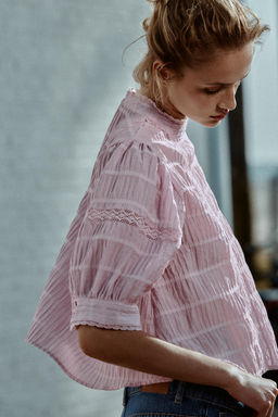 CAMISA ENTREDOSES MANGA GLOBO / Rosa - Zara фото 3