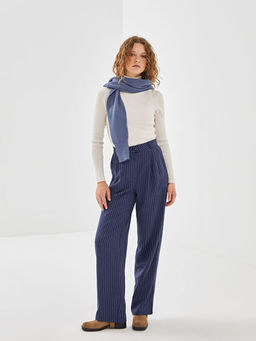 Loose Fit ?izgili Kad?n Pantolon