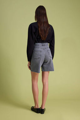Koyu Mavi Yuksek Bel City Boy Denim Sort TWOSS26SR00107 - Trendyolmilla фото 10