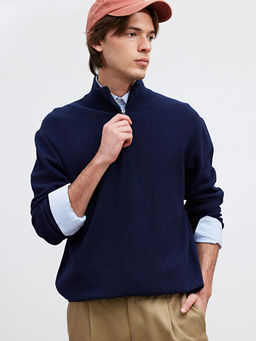 Dik Yaka Erkek Triko Kazak