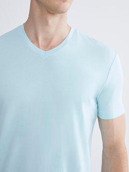 V Yaka Penye Erkek Ti??rt