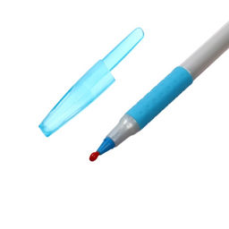 Цена за 12 шт. Ручка шариковая 0.7 мм, стержень синий, корпус белый с резиновым держателем и колпачком, МИКС