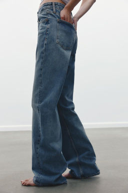 MID-RISE WIDE-LEG TRF JEANS - Zara фото 4