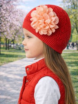 Шапка вязаная детская красная