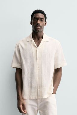 CAMISA JACQUARD GEOM?TRICO / Crudo