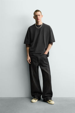 CAMISETA BOXY FIT B?SICA / Antracita oscuro