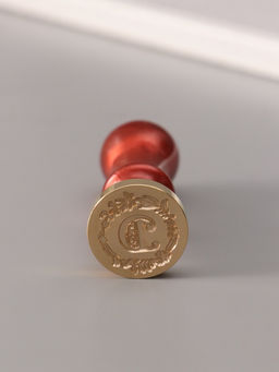 Печать для сургуча с пластиковой ручкой «Венок с буквой D», 2.5×2.5×6.3 см