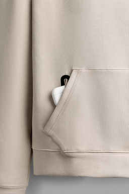 SUDADERA T?CNICA CAPUCHA / crudo-blanco - Zara фото 8