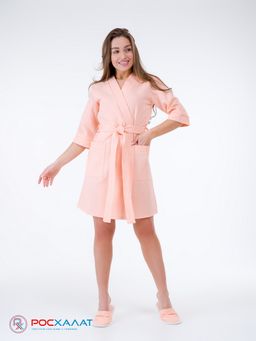 Женский укороченный вафельный халат с планкой нежно-персиковый В-01 (17)