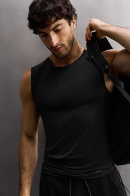COMPRESSION TANK TOP - Zara фото 5