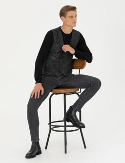 Спортивный жилет приталенного кроя из смесовой шерсти антрацитового цвета - Cacharel фото 3