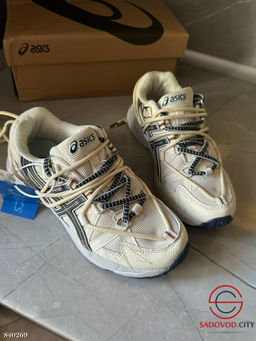 Кроссовки женские весенние