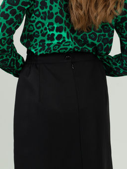 Юбка прямого силуэта, на подкладке