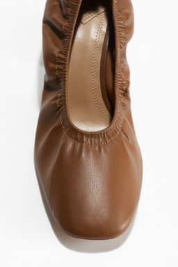 Salones con tac?n de bloque - H&m фото 2